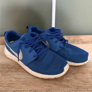 Nike Blue and White Athletic Shoes- men’s size 7